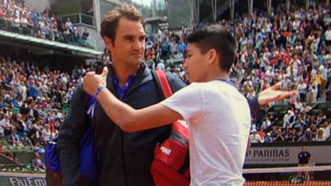 H selfie που ενόχλησε τον Φέντερερ- ΒΙΝΤΕΟ