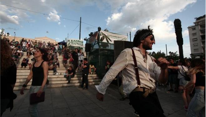 Σύνταγμα, μια πλατεία για όλες τις δουλειές – ΦΩΤΟ