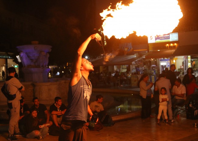 Εντυπωσιακό σόου με τις φωτιές για το… Νεπάλ – ΦΩΤΟ