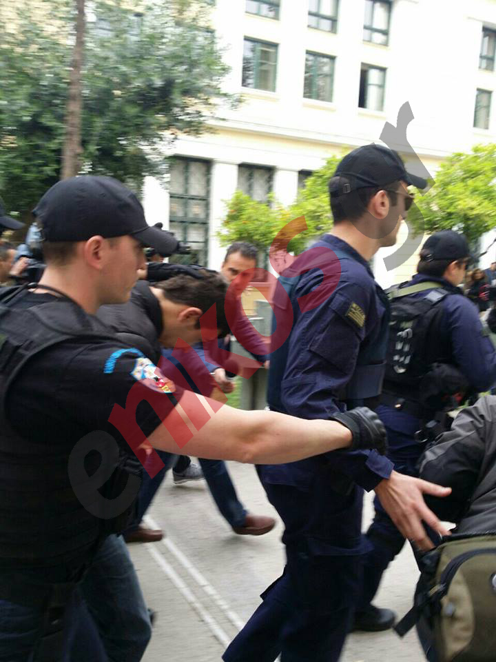 ΤΩΡΑ-Στην Ευελπίδων ο παιδοκτόνος – ΦΩΤΟ