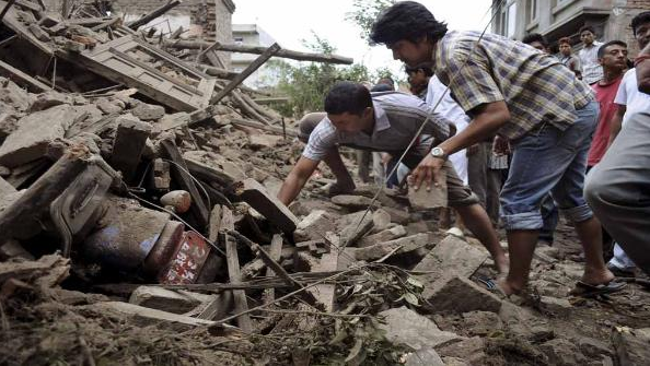 Ξεπέρασαν τους 6.000 οι νεκροί από τον σεισμό στο Νεπάλ