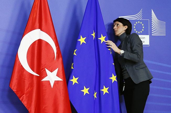 Επαφές Τουρκίας – Ευρώπης για την Τελωνειακή Ένωση