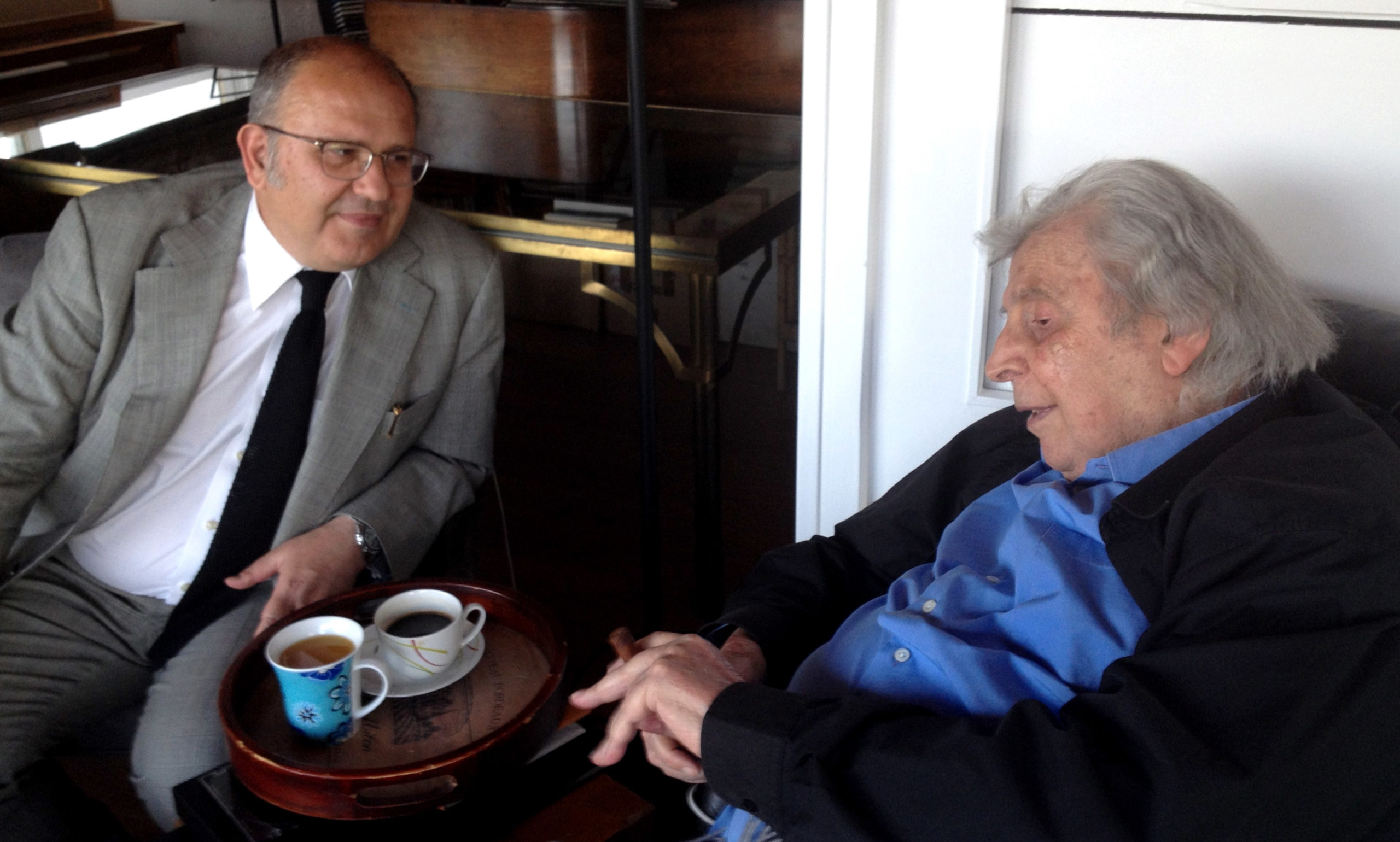 Ο Ξυδάκης επισκέφθηκε τον Μίκη Θεοδωράκη – ΦΩΤΟ