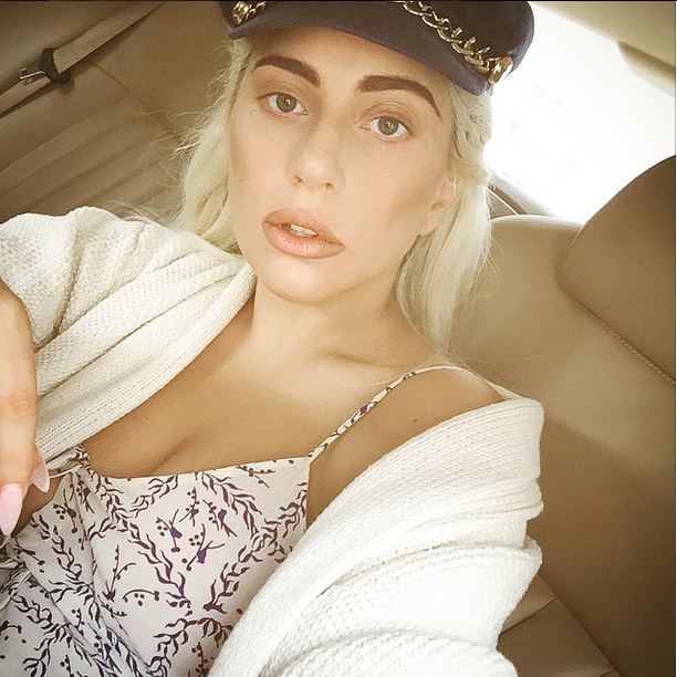H Lady Gaga κατά της σεξουαλικής βίας στα πανεπιστήμια