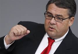 Έκκληση Γκάμπριελ στη Μέρκελ “να προστατεύσει τους αδύναμους”