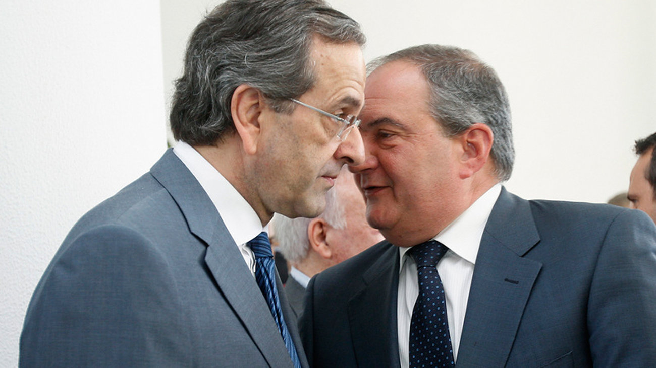 Ολοκληρώθηκε η συνάντηση Σαμαρά – Καραμανλή