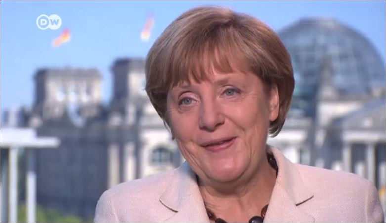 “Στόχος παραμένει η παραμονή της Ελλάδας στο ευρώ”