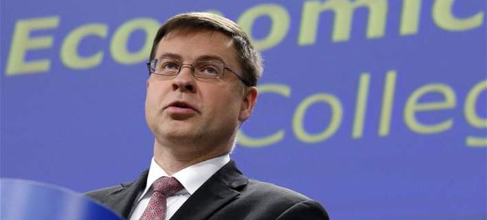 Ντομπρόβσκις: Στόχος η συμφωνία πριν από το αυριανό Eurogroup