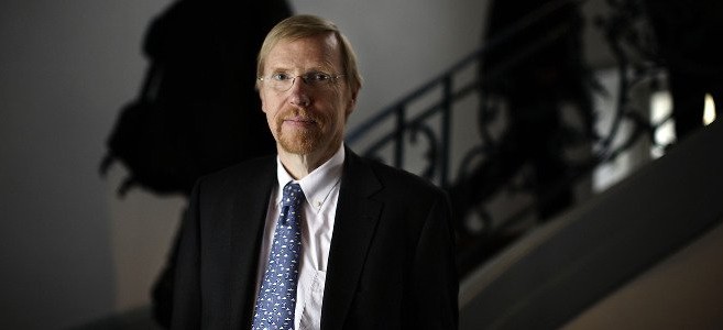 “Η Ελλάδα δεν είναι Lehman Brothers”