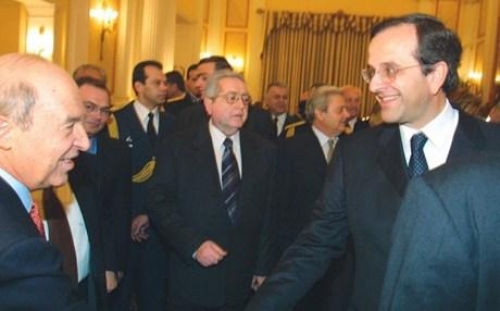 Ραντεβού του Σημίτη με τον Σαμαρά στην Μουρούζη