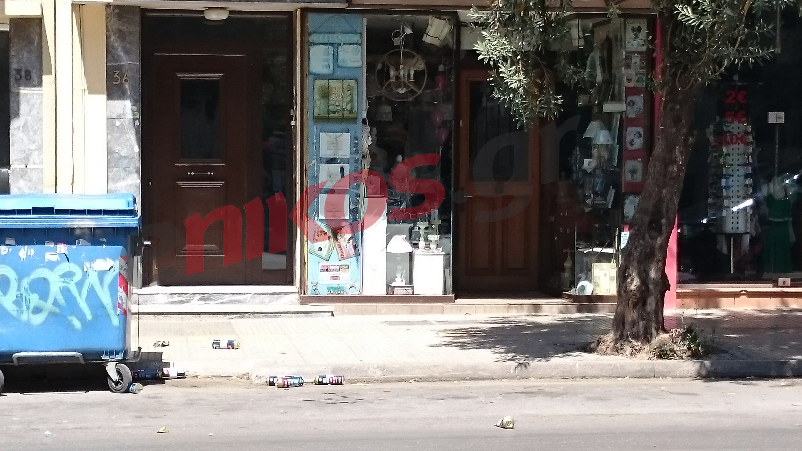 Έκρηξη σε κάδο απορριμμάτων στην Καλλιθέα – ΦΩΤΟ