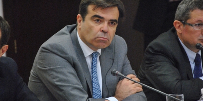 Ο Πίτερ Σπίγκελ για την απάντηση της Κομισιόν στον Γερμανό επίτροπο