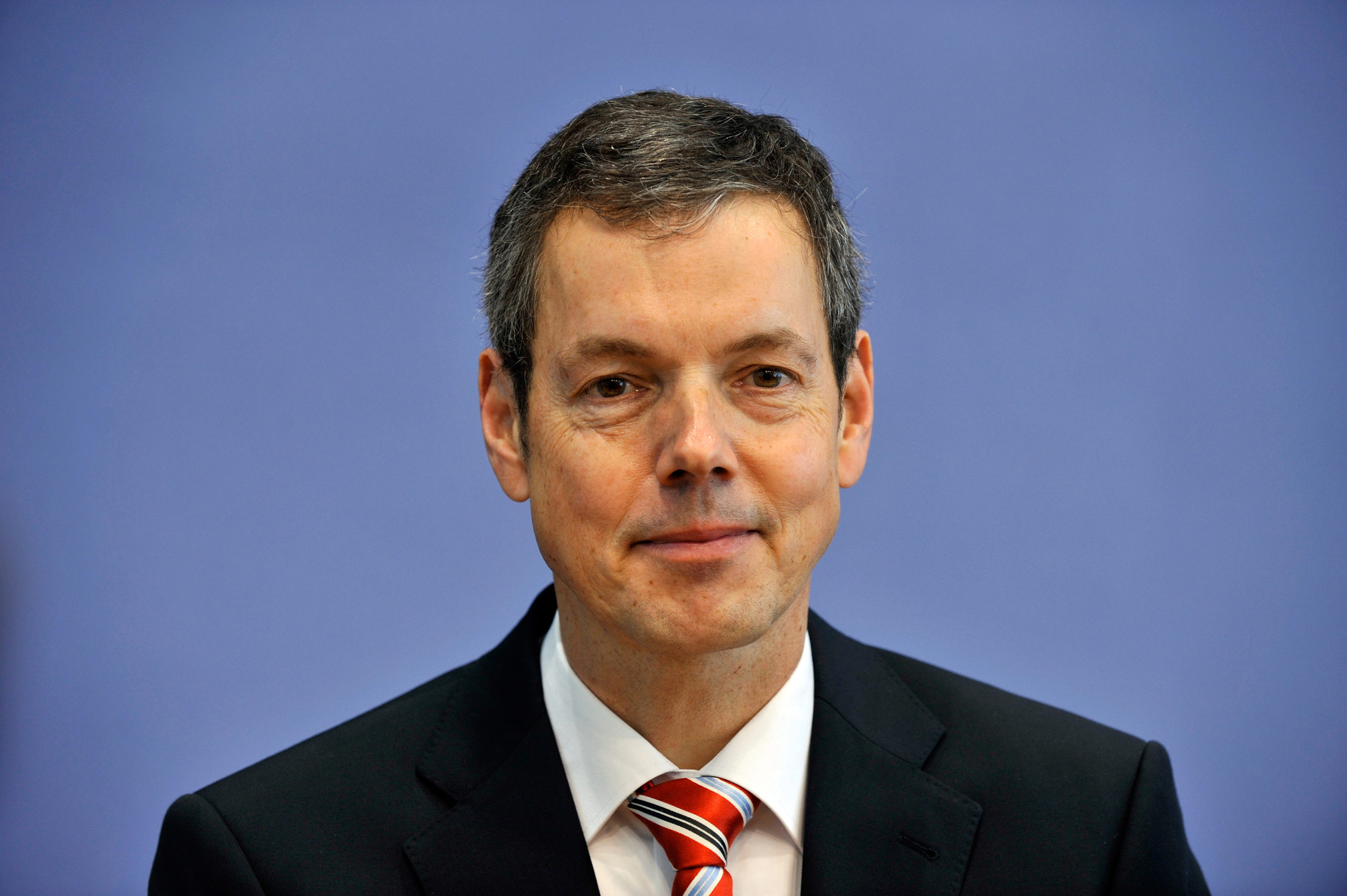 Γερμανός σοφός “καρφώνει” τις προτάσεις των δανειστών