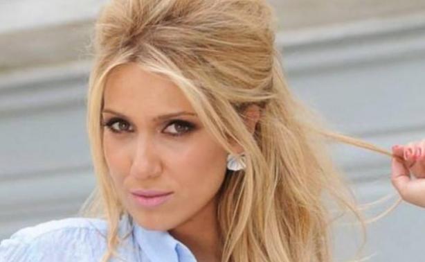 Η Έλενα Παπαβασιλείου… γυμνάζεται – ΦΩΤΟ