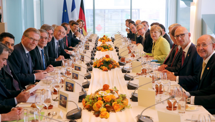Πίτερ Σπίγκελ: Έκτακτη σύνοδος κορυφής την Κυριακή αν αποτύχει το Eurogroup
