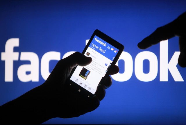 Το Facebook αναπτύσσει μια νέα τεχνολογία αναγνώρισης προσώπων