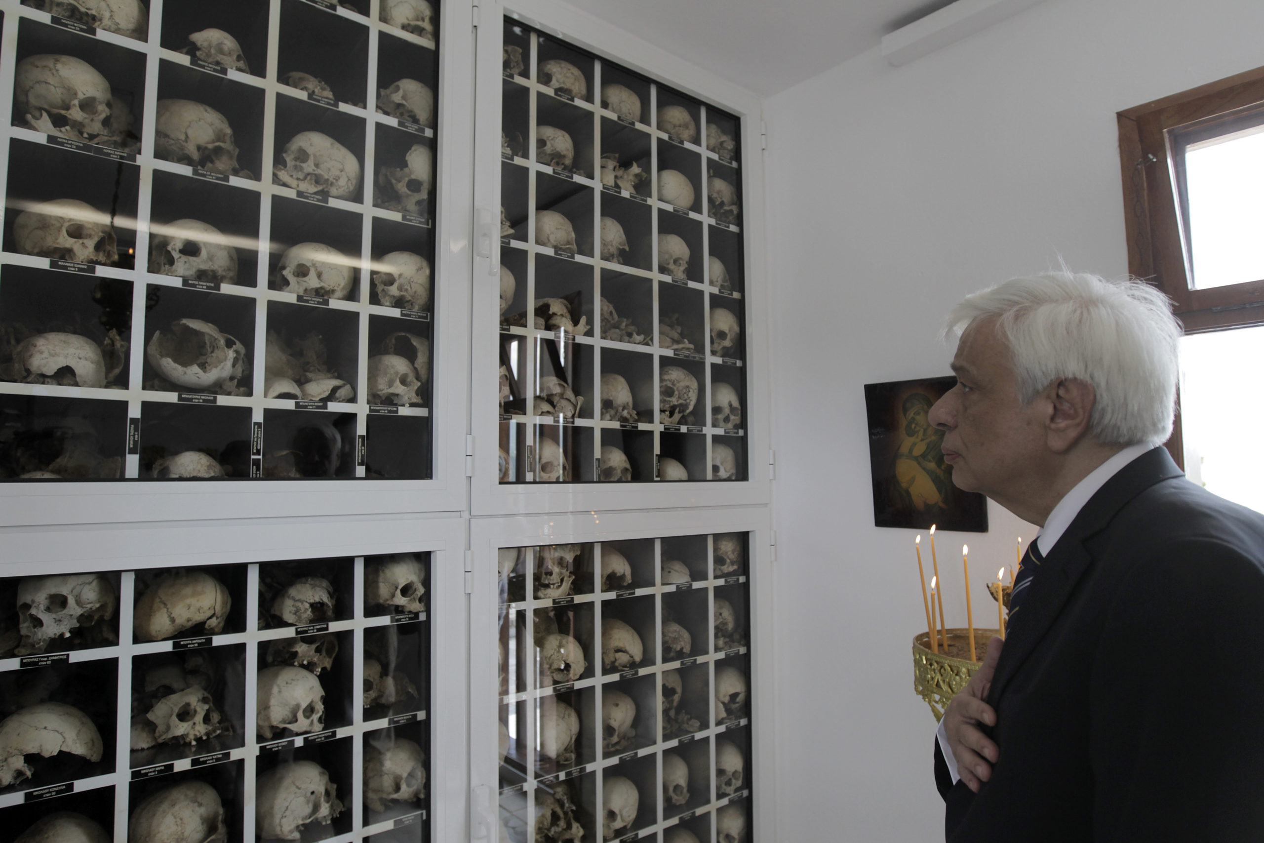 Ο πολιτικός κόσμος τίμησε το Δίστομο – ΦΩΤΟ