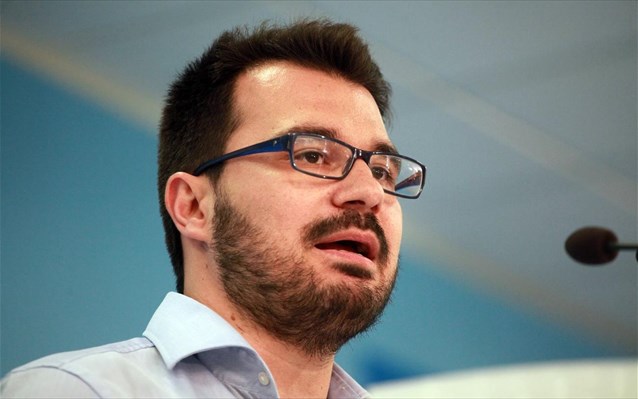 Κυβέρνηση εθνικής ενότητας ζητά ο Παπαμιμίκος