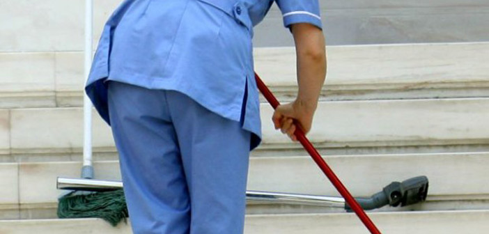 Συμβάσεις υπέγραψε το προσωπικό καθαριότητας του υπουργείου Εργασίας
