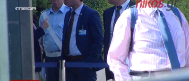 Με πολιτικά πήγαν σήμερα στη Βουλή οι αστυνομικοί – ΒΙΝΤΕΟ