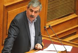 Τέσσερις υπουργούς “κατηγορεί” ο Πετράκος για το θέμα Παναρίτη