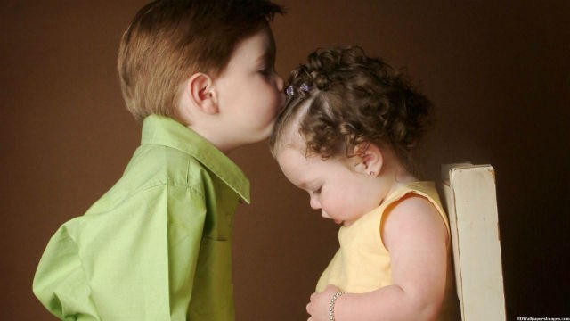 Αγαπημένα αδέρφια: 5 τρόποι να το πετύχεις στα παιδιά σου