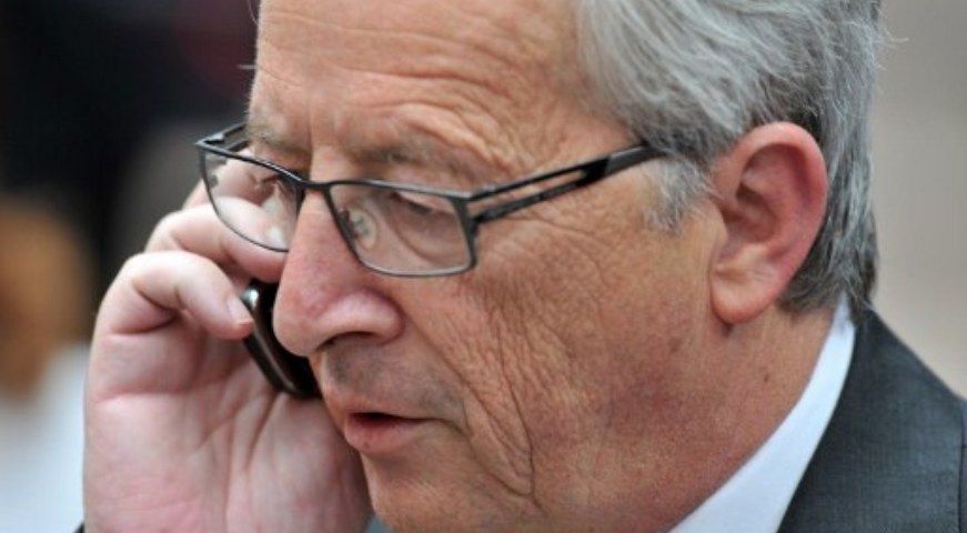 Τηλεφωνικές συνομιλίες Γιούνκερ με Μέρκελ, Ολάντ και Ρούτε