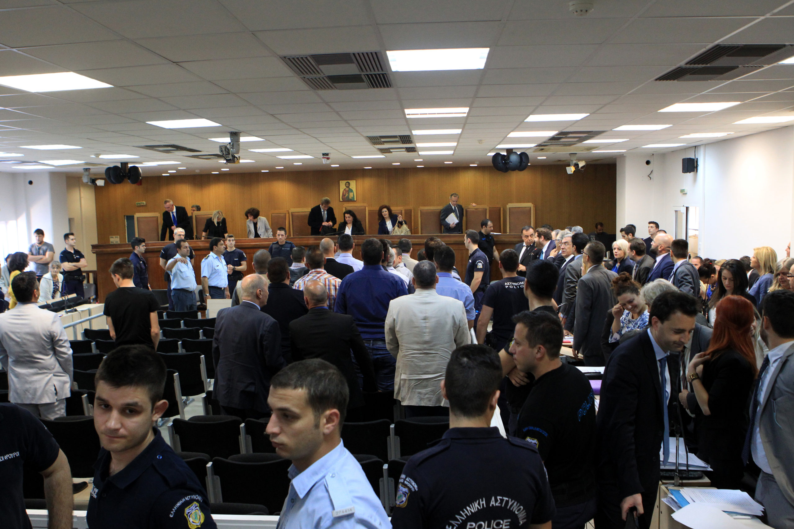 Συνεχίζεται σήμερα η δίκη της Χρυσής Αυγής