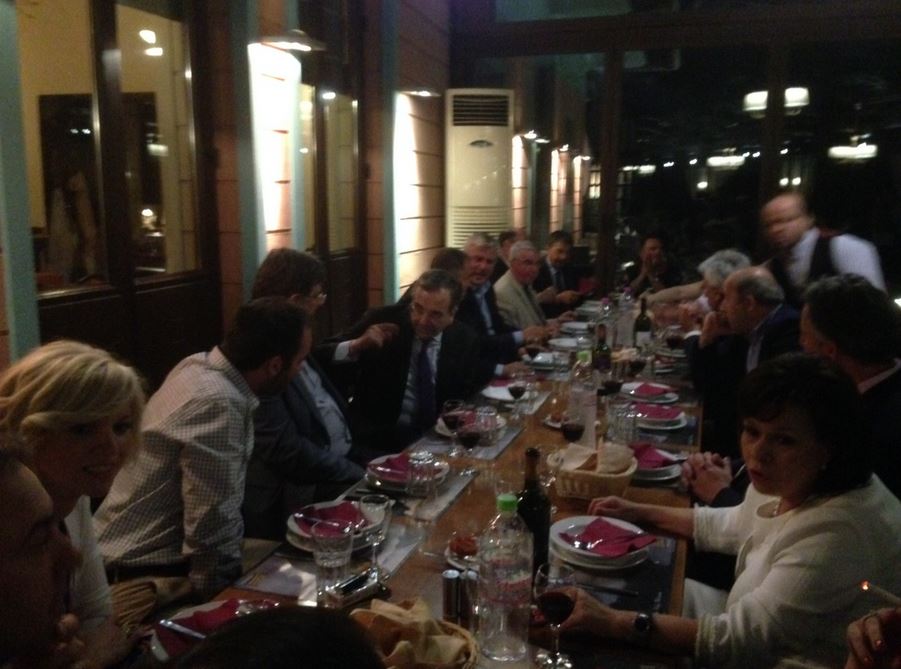 Το δείπνο του Σαμαρά στην Καλαμπάκα – ΦΩΤΟ