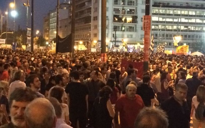 Διαδήλωσαν υπέρ του «όχι» στο Σύνταγμα – ΦΩΤΟ