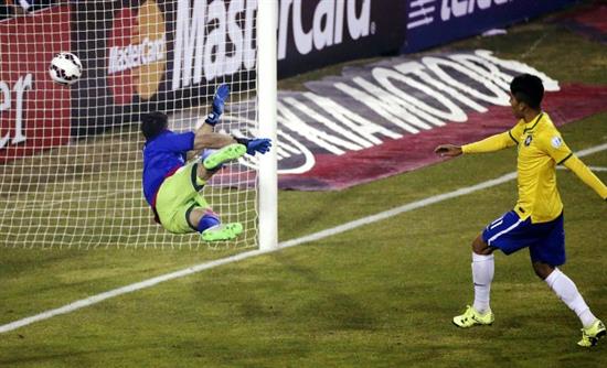 Νίκη και πρωτιά για την Βραζιλία