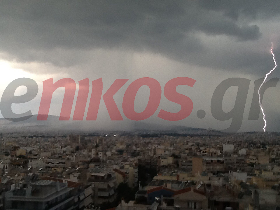 Ισχυρή καταιγίδα στην Αττική – ΦΩΤΟ
