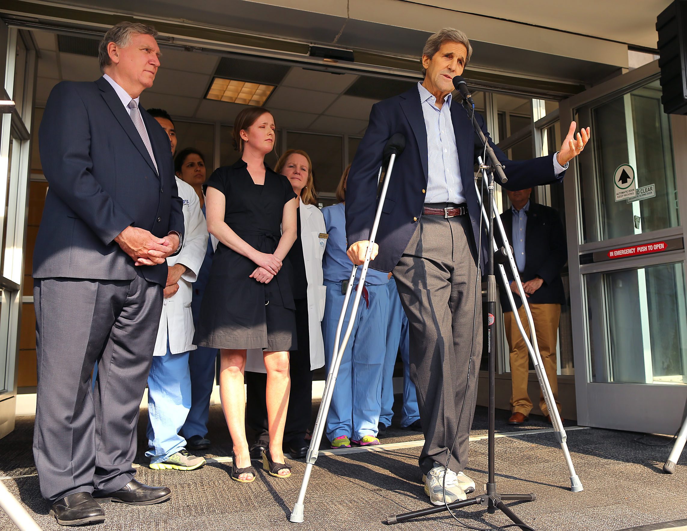 Τζον Κέρι: Από το νοσοκομείο… στη Βιέννη για το πυρηνικό πρόγραμμα του Ιράν