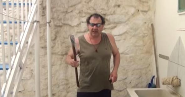 Ζητούν την παρέμβαση εισαγγελέα για τον «εξολοθρευτή φιδιών»