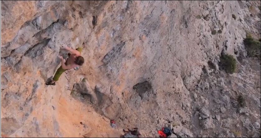 Σοκάρει η πτώση ορειβάτη στην Κάλυμνο – ΒΙΝΤΕΟ