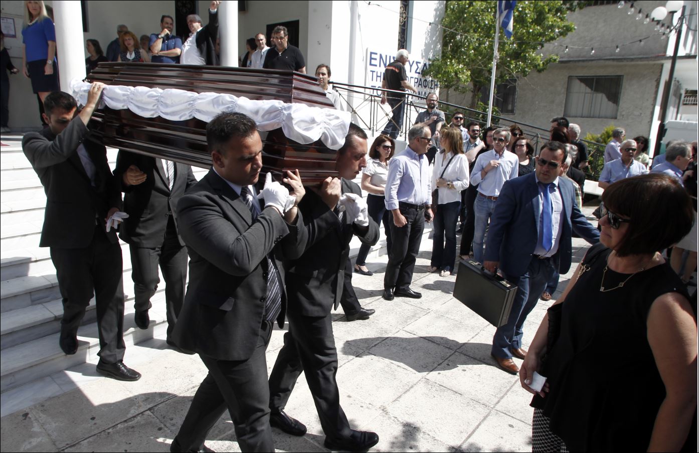 Το τελευταίο αντίο στον δημοσιογράφο Βασίλη Μούρτη