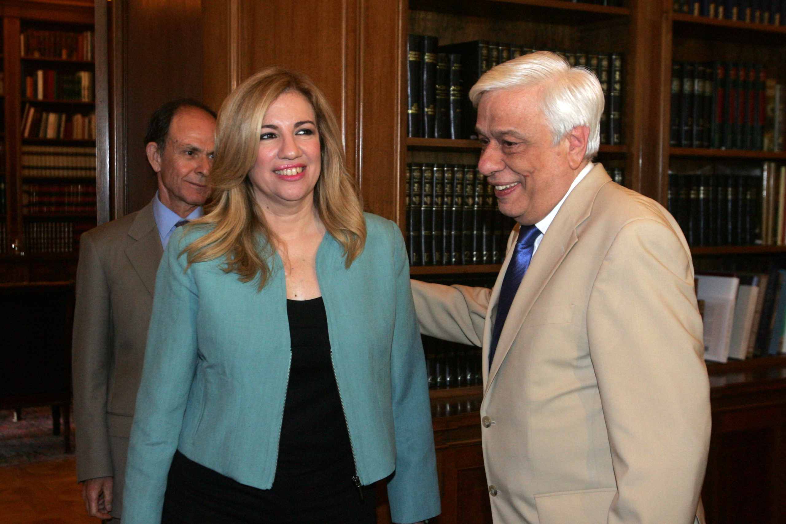 Στο Προεδρικό Μέγαρο η Φώφη Γεννηματά – ΦΩΤΟ