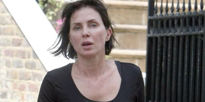 50χρονη ηθοποιός γιόρτασε τα γενέθλια της γυμνή στο Instagram – ΦΩΤΟ