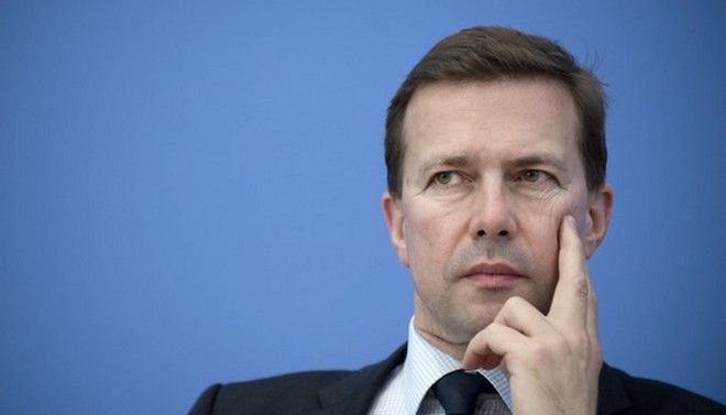 “Η Καγκελάριος δεν προχωρά μόνη της” δηλώνει ο εκπρόσωπος της Μέρκελ