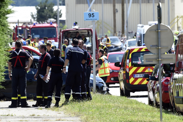 Γαλλία – Συναγερμός για τον τζιχαντιστή – “Χτενίζουν” την περιοχή