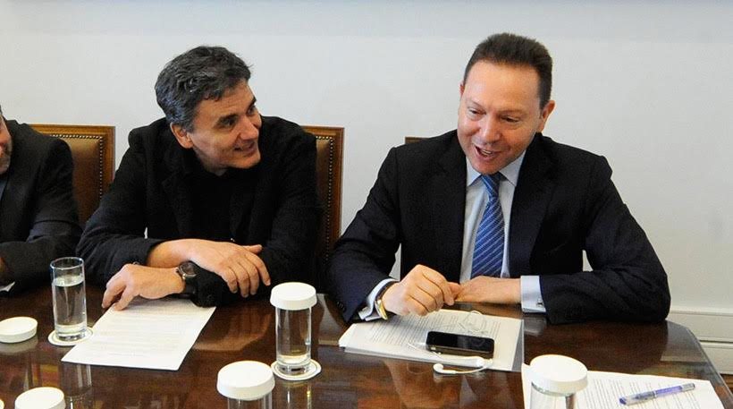 Καλό κλίμα στη συνάντηση Τσακαλώτου – Στουρνάρα