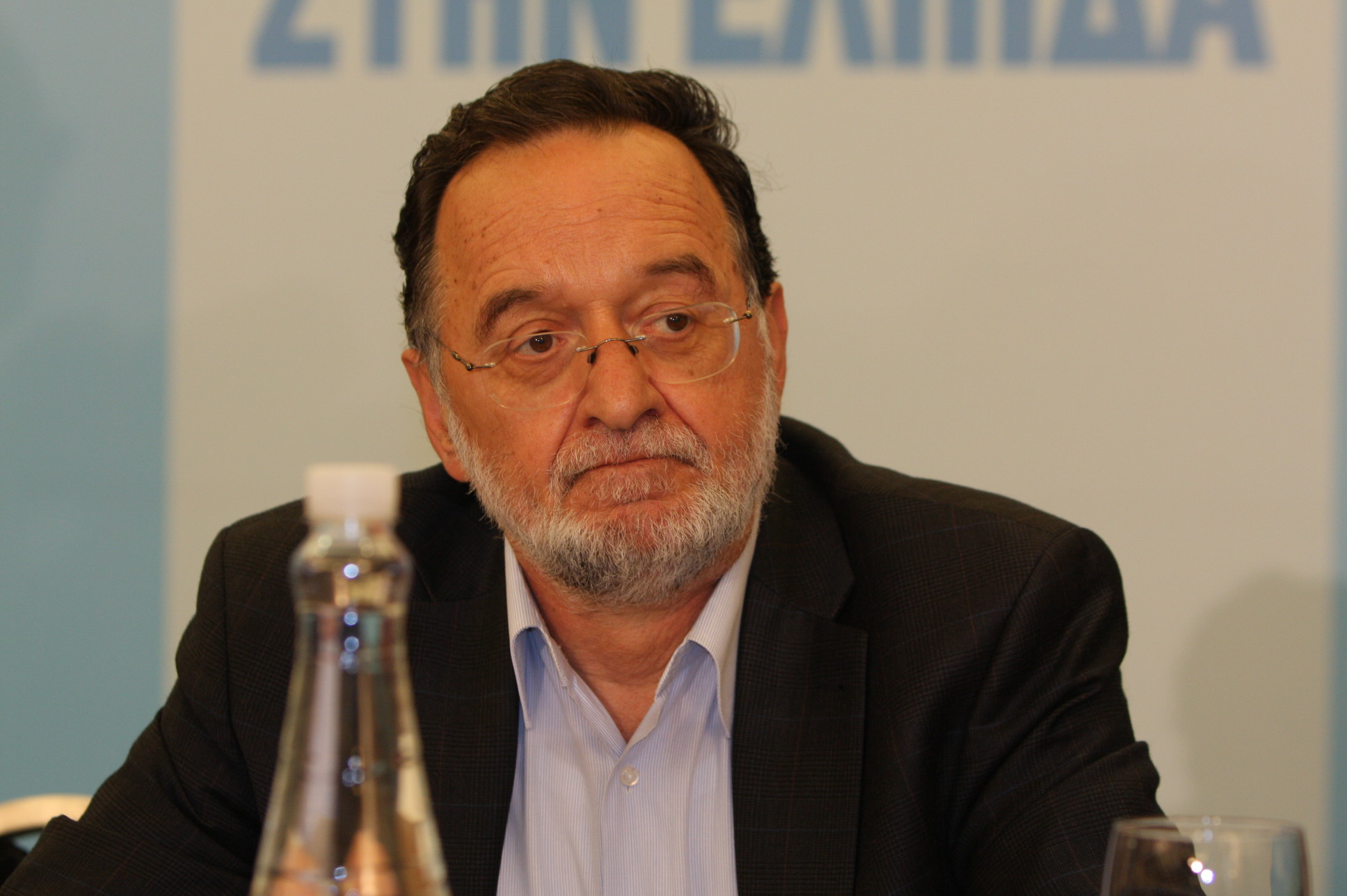 Λαφαζάνης: Οι θεσμοί στραγγαλίζουν την οικονομία