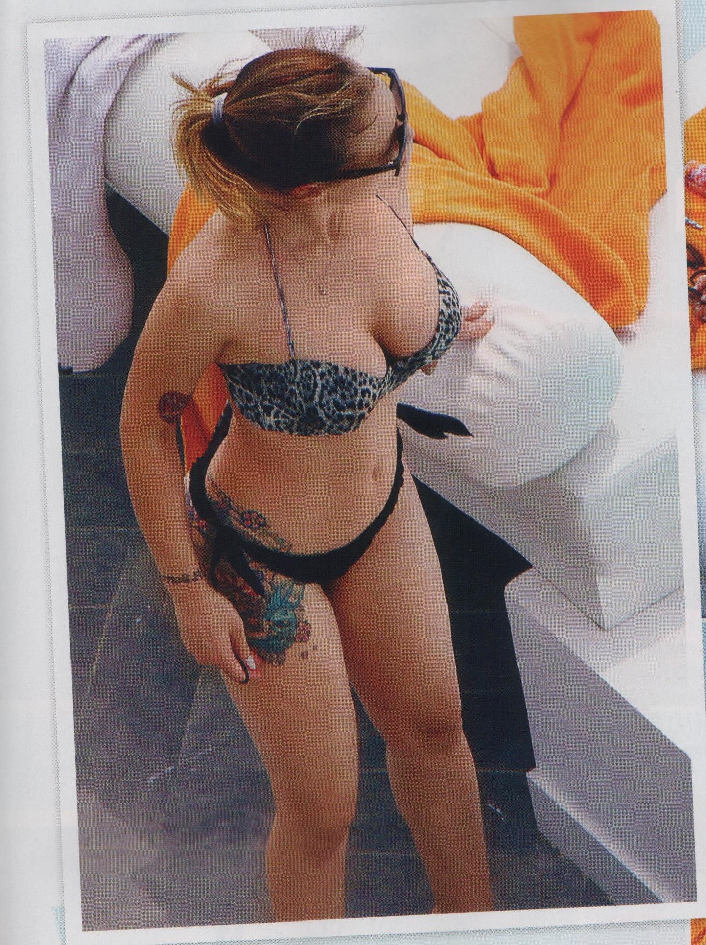 Η Πηνελόπη Αναστασοπούλου με μαγιό “τρέλανε” το Πόρτο Χέλι- ΦΩΤΟ