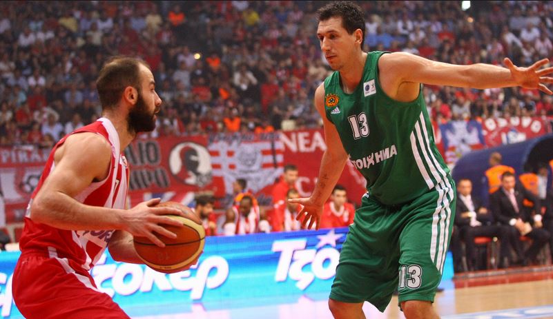 LIVE: Ολυμπιακός-Παναθηναϊκός 33-34 (ημίχρονο)