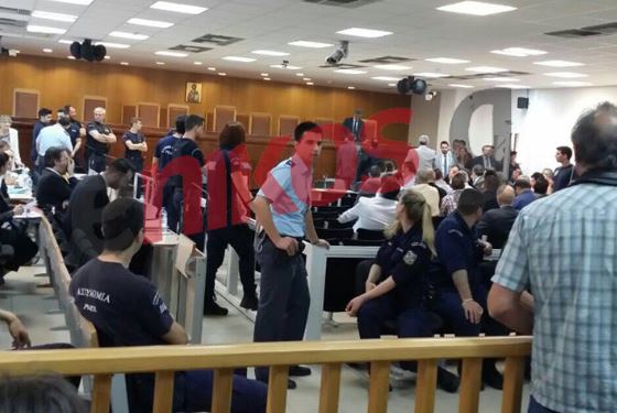 Σε ήρεμο κλίμα ξεκίνησε η δίκη της Χρυσής Αυγής – ΦΩΤΟ