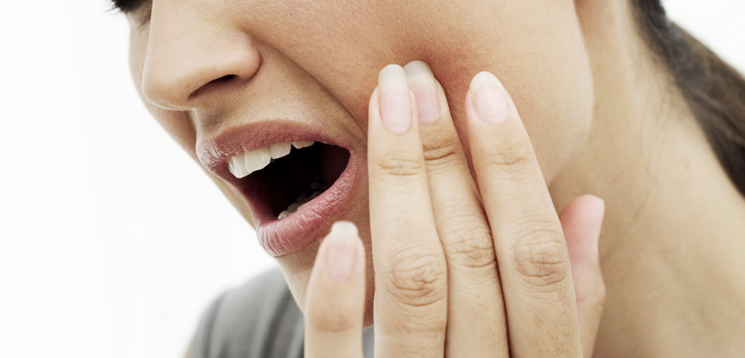 Πως το stress επιδρά στο στόμα και τα δόντια σας