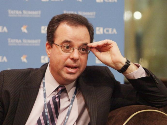 Peter Spiegel: Τι προτείνουν οι δανειστές στην Ελλάδα για το πρωτογενές πλεόνασμα