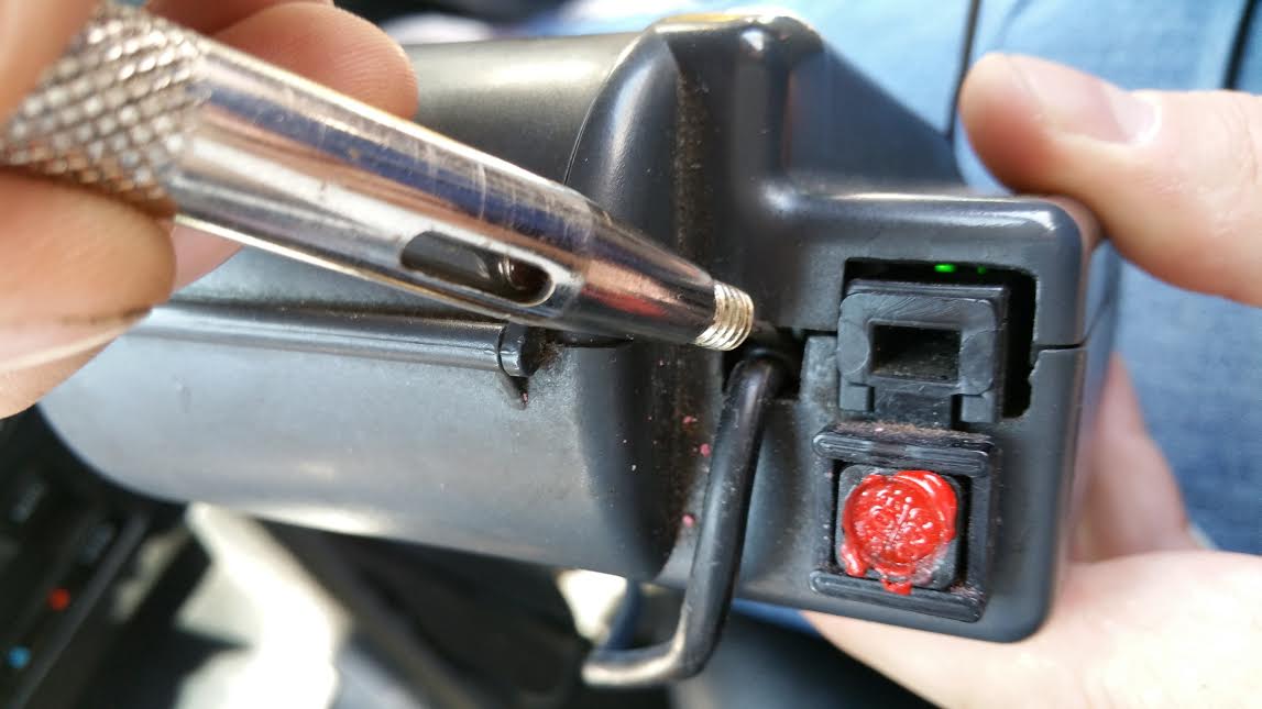 Πείραξαν τα ταξίμετρα και συνελήφθησαν – ΦΩΤΟ