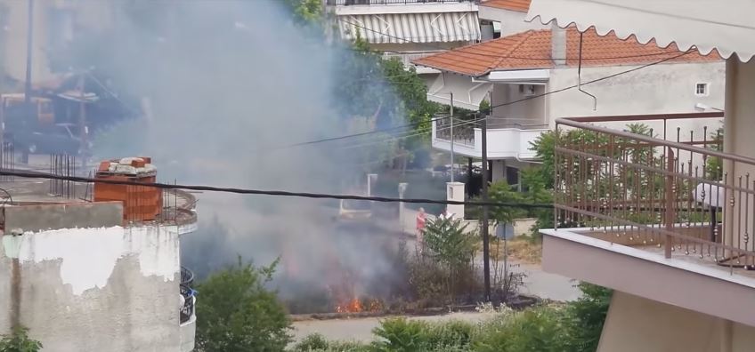 Πρόλαβαν την πυρκαγιά στη Βέροια – ΒΙΝΤΕΟ