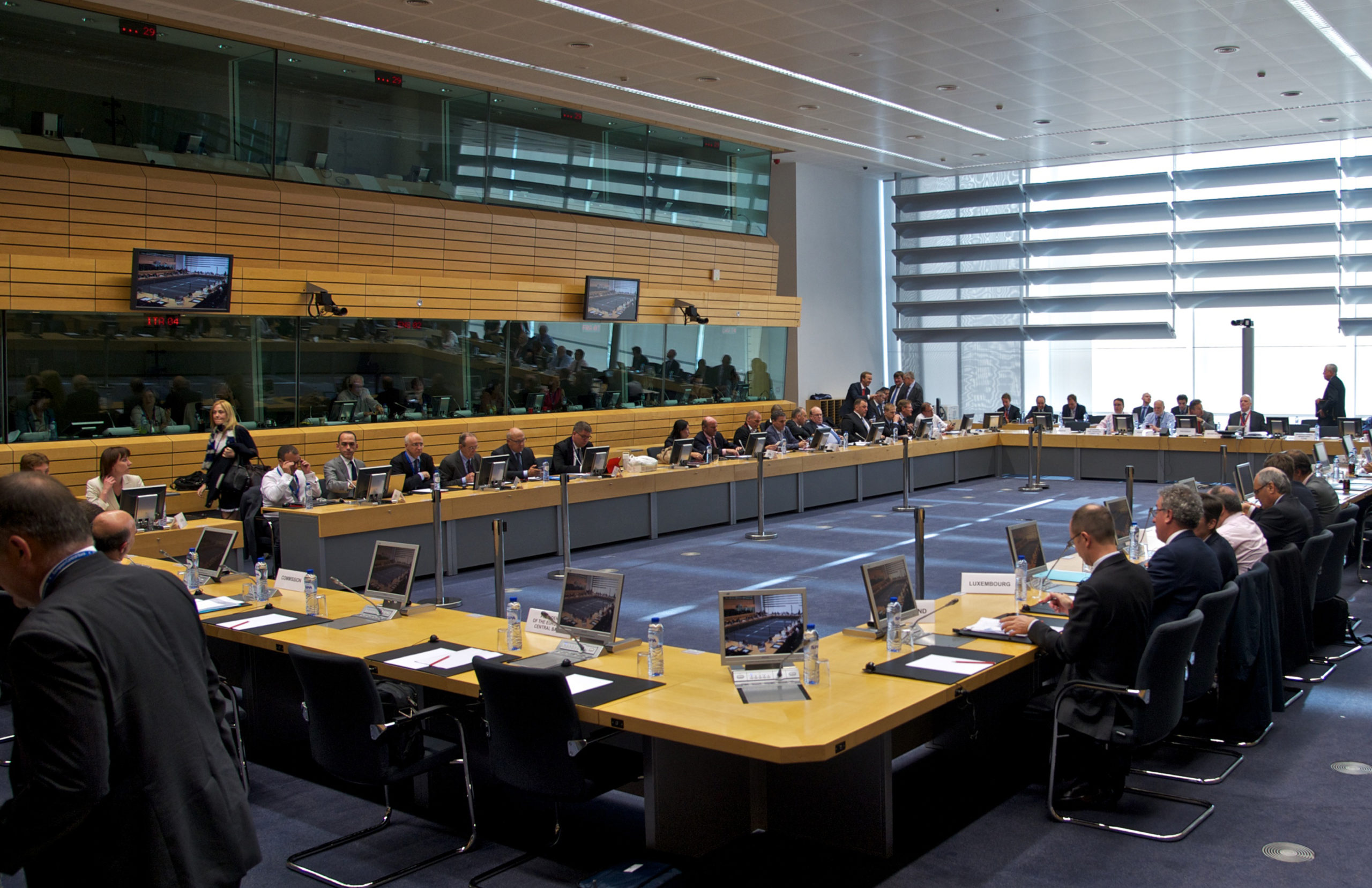 “Καθυστέρηση στην έναρξη του Eurogroup”